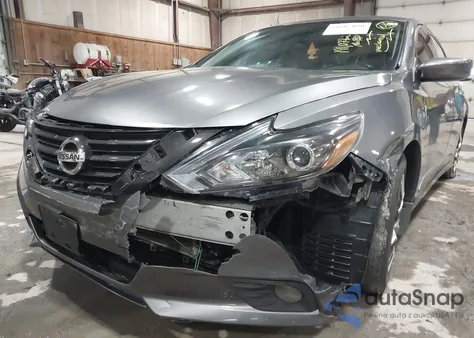 2016 Nissan Altima 2.5 Sr from USA, damaged, VIN 1N4AL3AP2GC198328